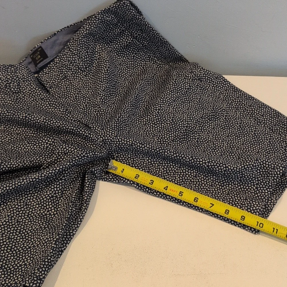 J. Crew Men's 33 x 10.5 Flat Front Novelty Print Club Shorts Style #E6137